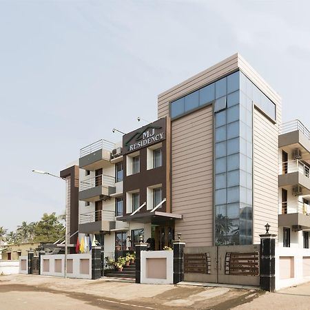Hotel M J Residency بوري المظهر الخارجي الصورة