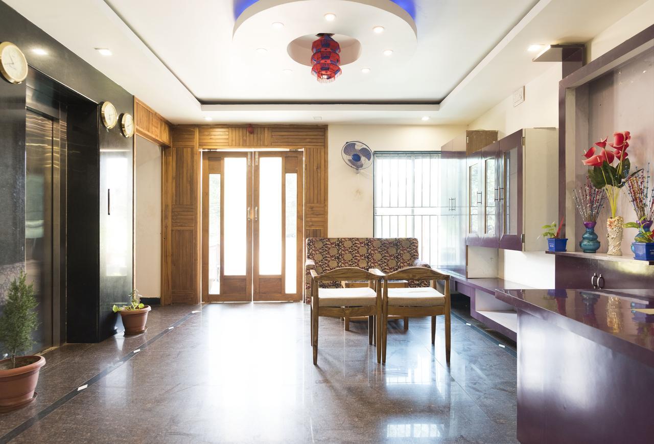 Hotel M J Residency بوري المظهر الخارجي الصورة