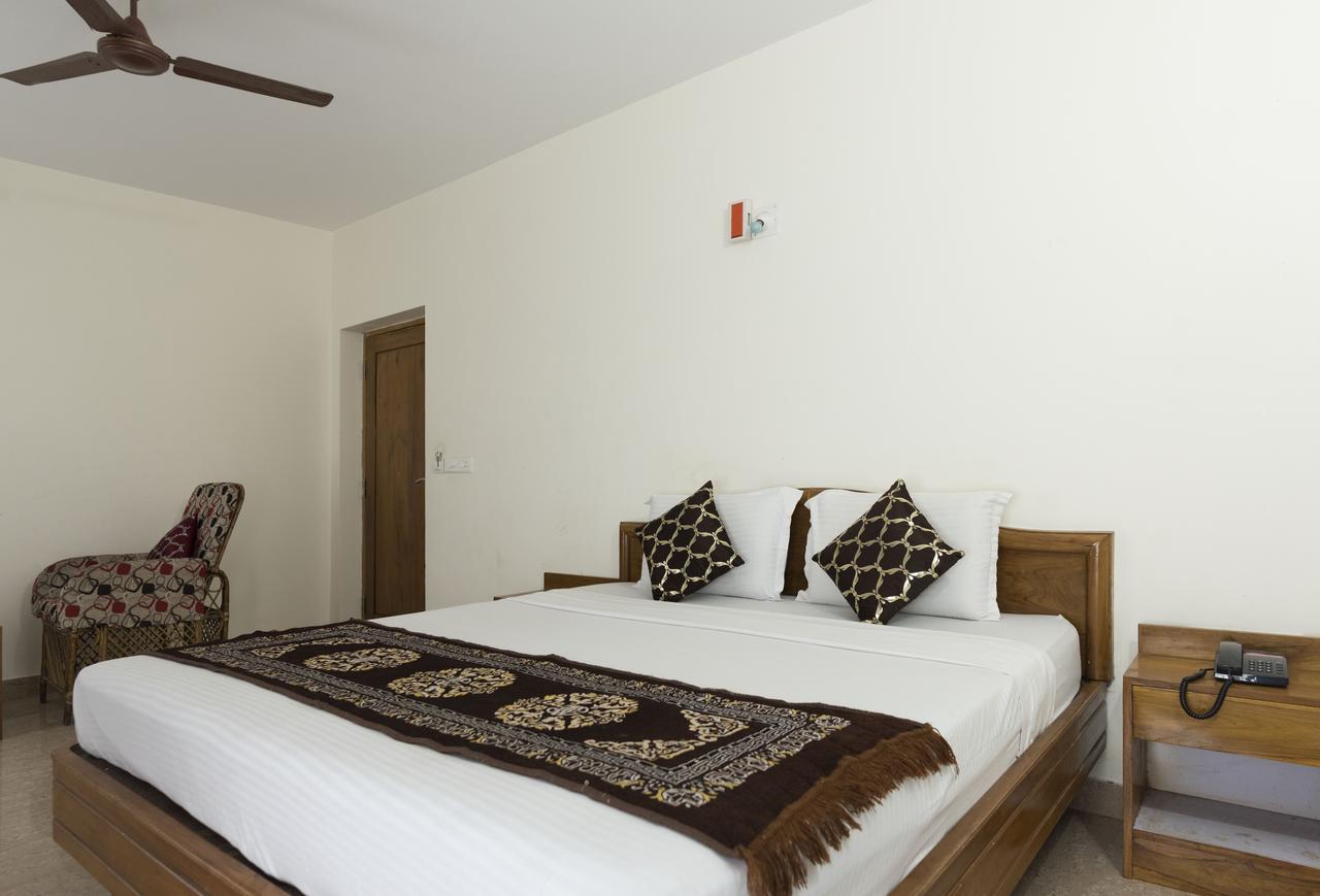 Hotel M J Residency بوري المظهر الخارجي الصورة