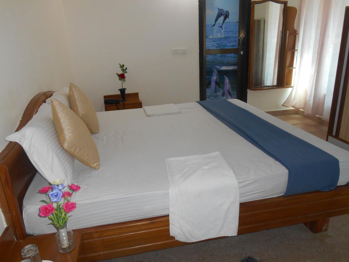Hotel M J Residency بوري المظهر الخارجي الصورة